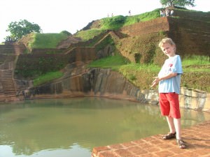 басейн на горе Синигирия Выбираем жемчужину Шри Ланки для путешествия